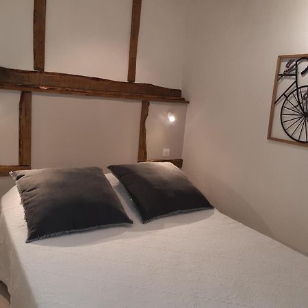 Apartamento La Ferme De Manon Montferrat  Exterior foto